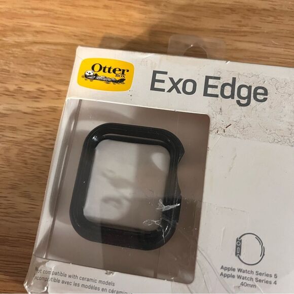 Otterbox Black Exo Edge Apple Watch Protector Size 40MM - Picture 3 of 6